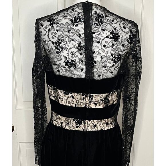 Vintage Victor Costa Black Velvet and Lace Dress - Picture 5 of 7